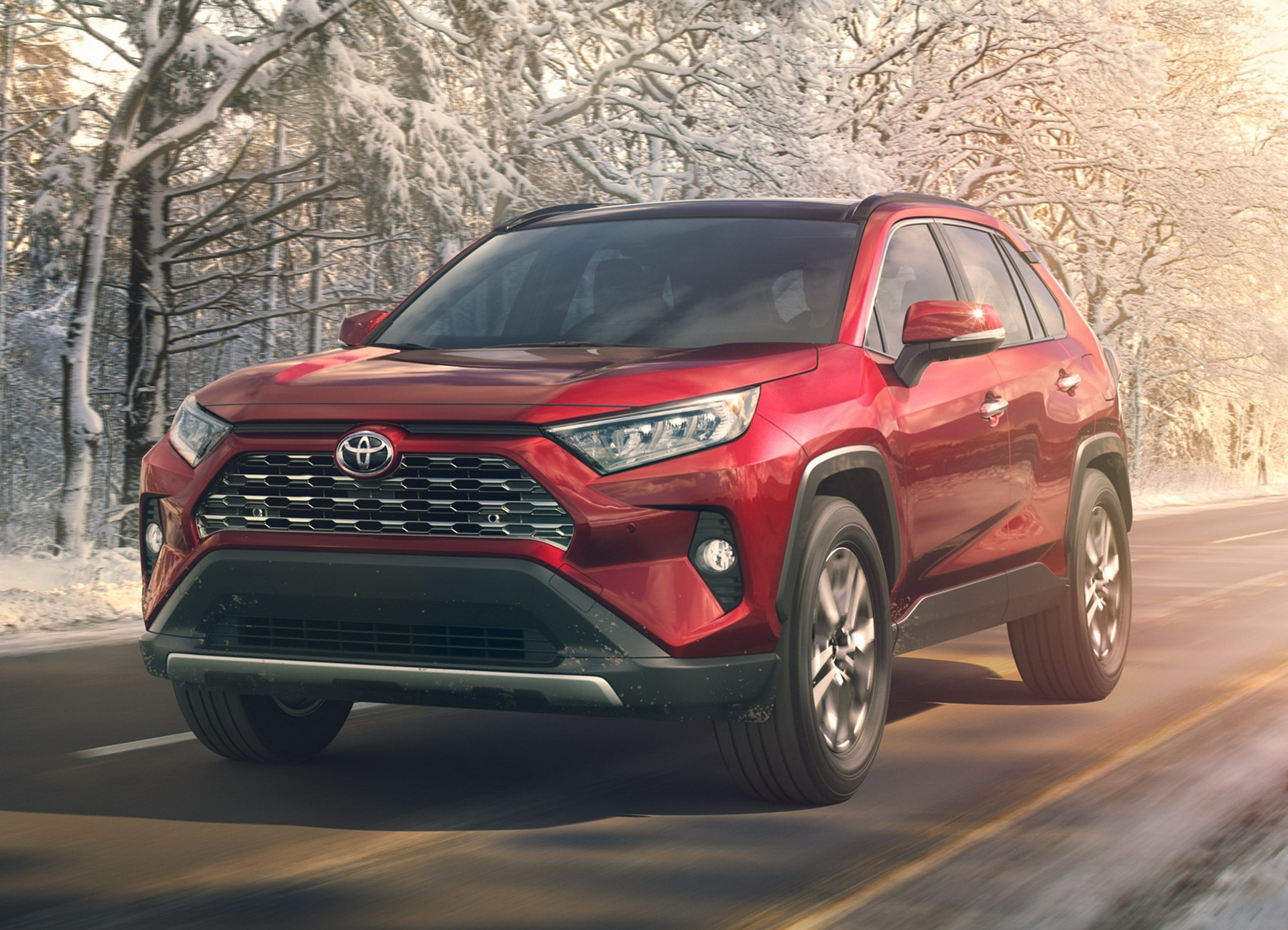 2019 Toyota RAV4, sert görüntüsüyle tanıtıldı