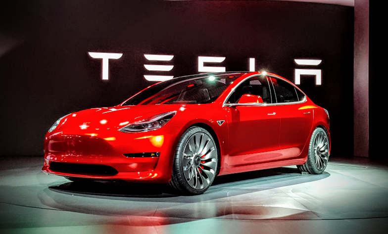 'Tesla 4 aya iflas edecek!'