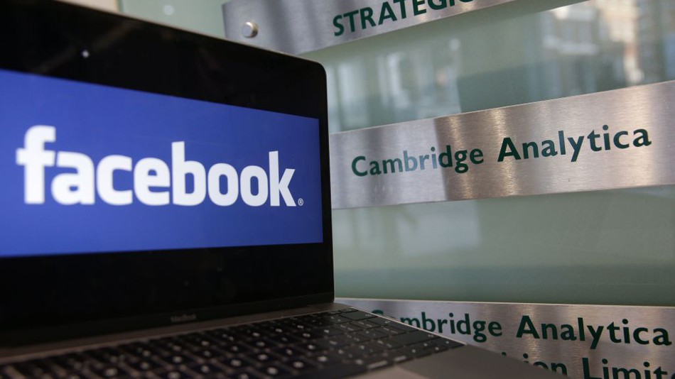 Cambridge Analytica'nın Facebook kullanıcı verilerini tamamen silmediği ortaya çıktı