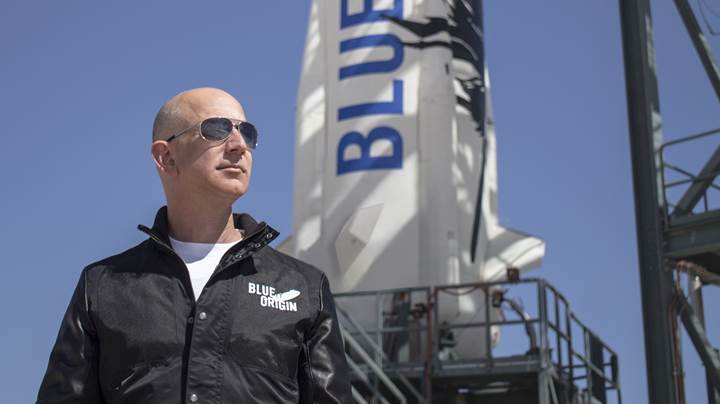 Jeff Bezos, ilk uzay turistlerini bu yıl içerisinde yörüngeye fırlatabilir