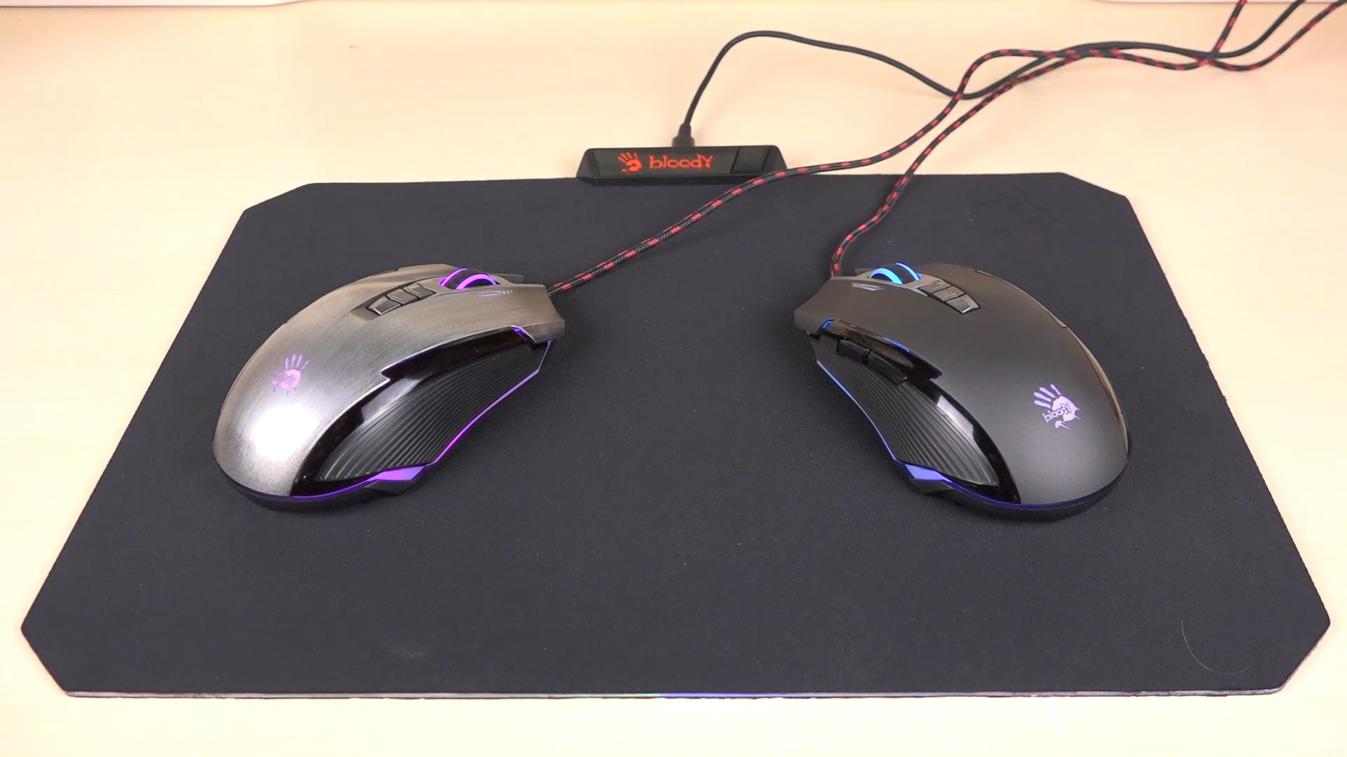 Bloody P93 Gaming Mouse ve MP-60R Mousepad Test Masamızda