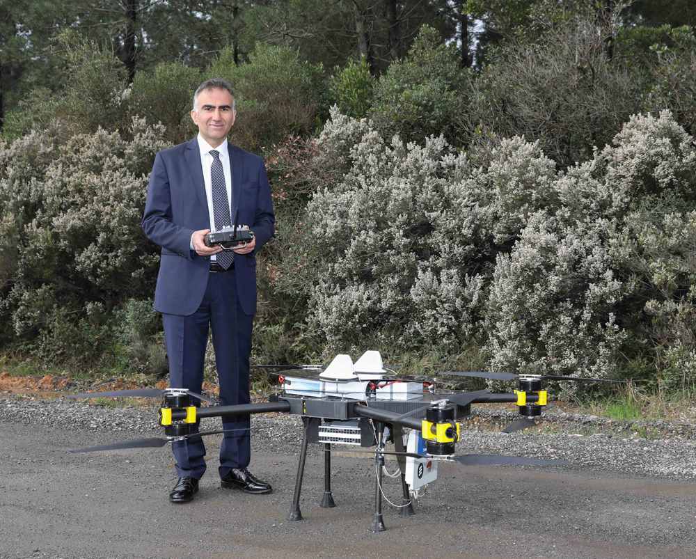 Uçan baz istasyonu Dronecell, doğal afetlerde kullanılacak