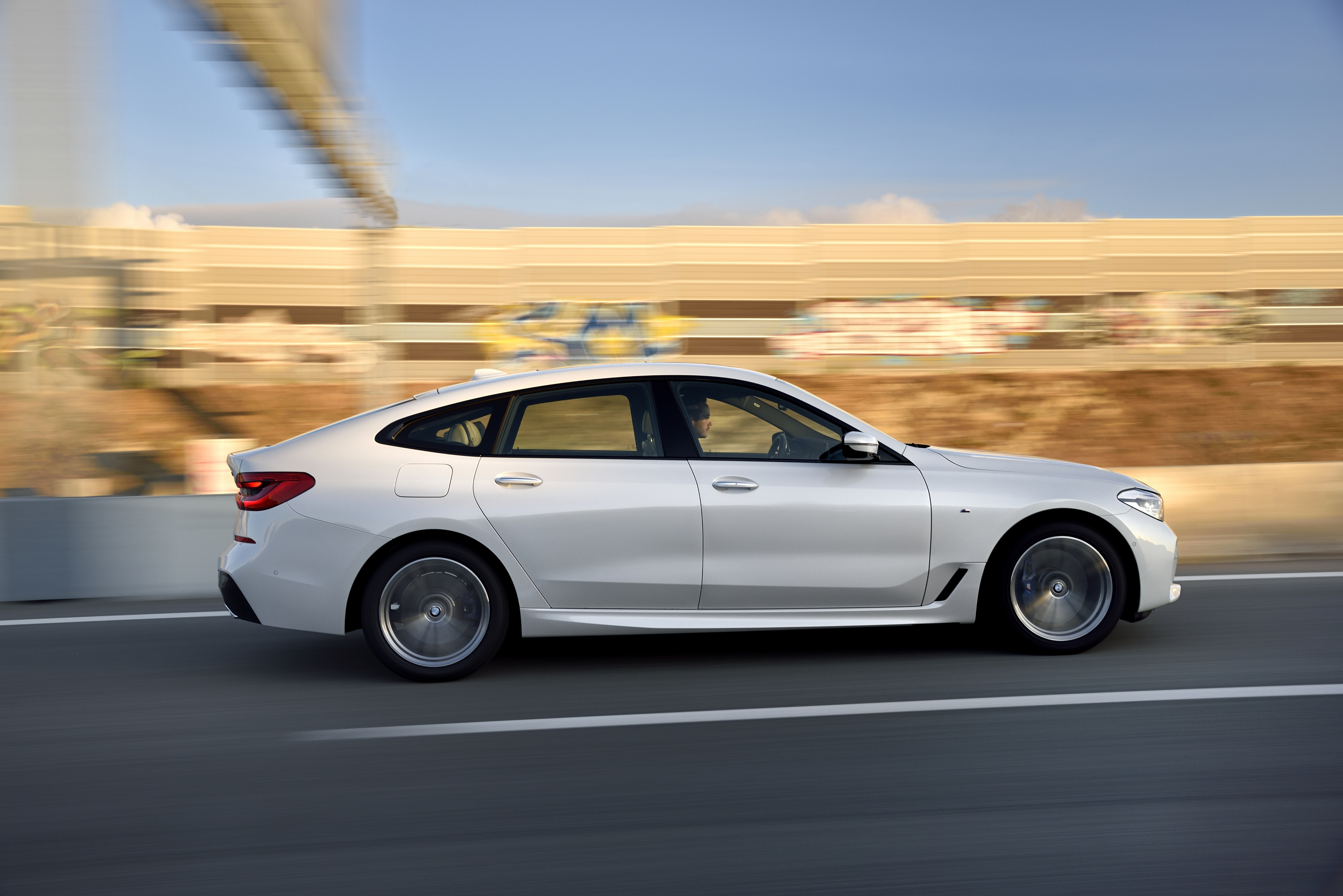 BMW 6 Serisi Gran Turismo, 620d ile yeni dizel motora kavuştu