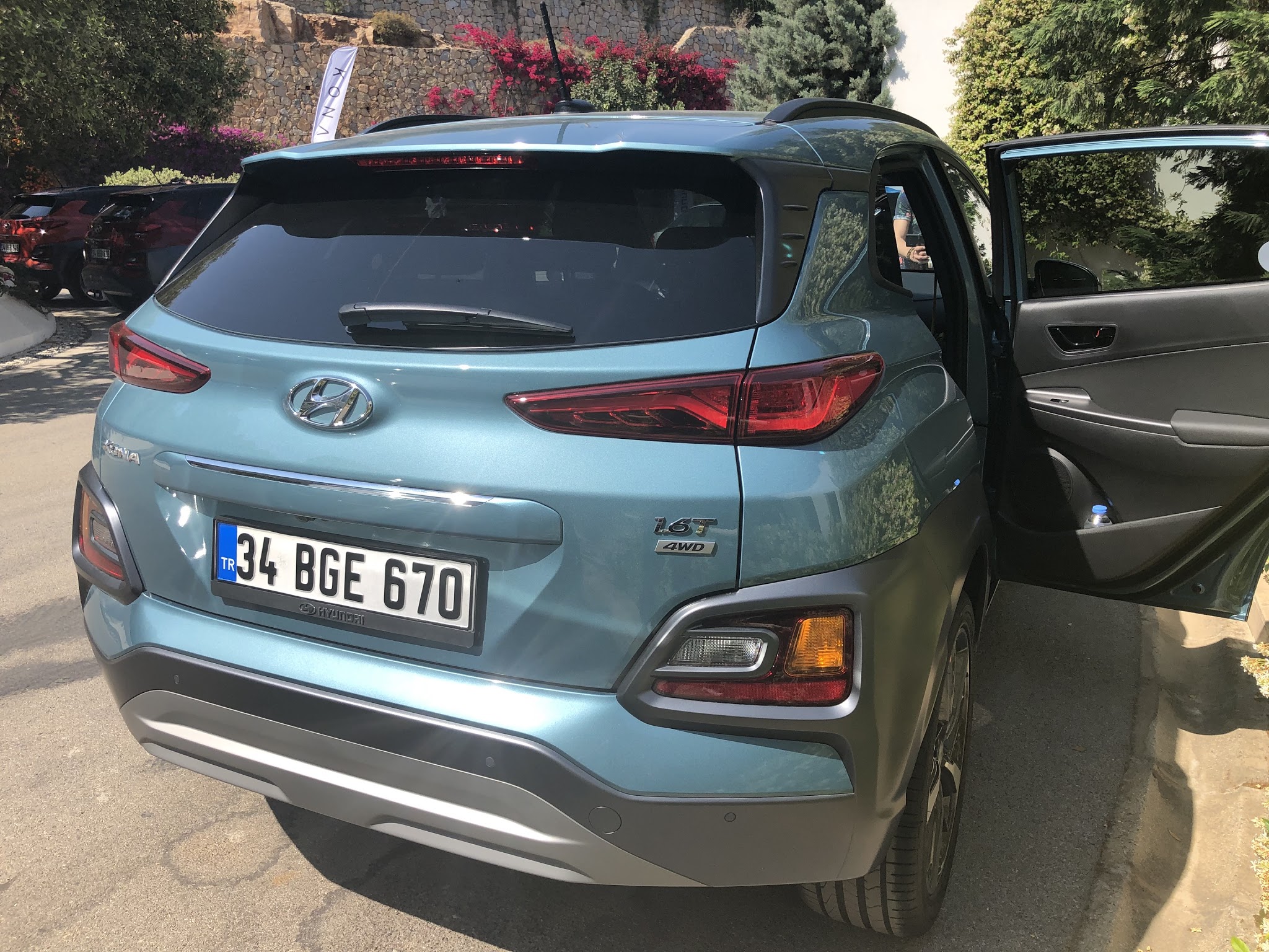 Hyundai Kona'nın Türkiye fiyatı belli oldu!