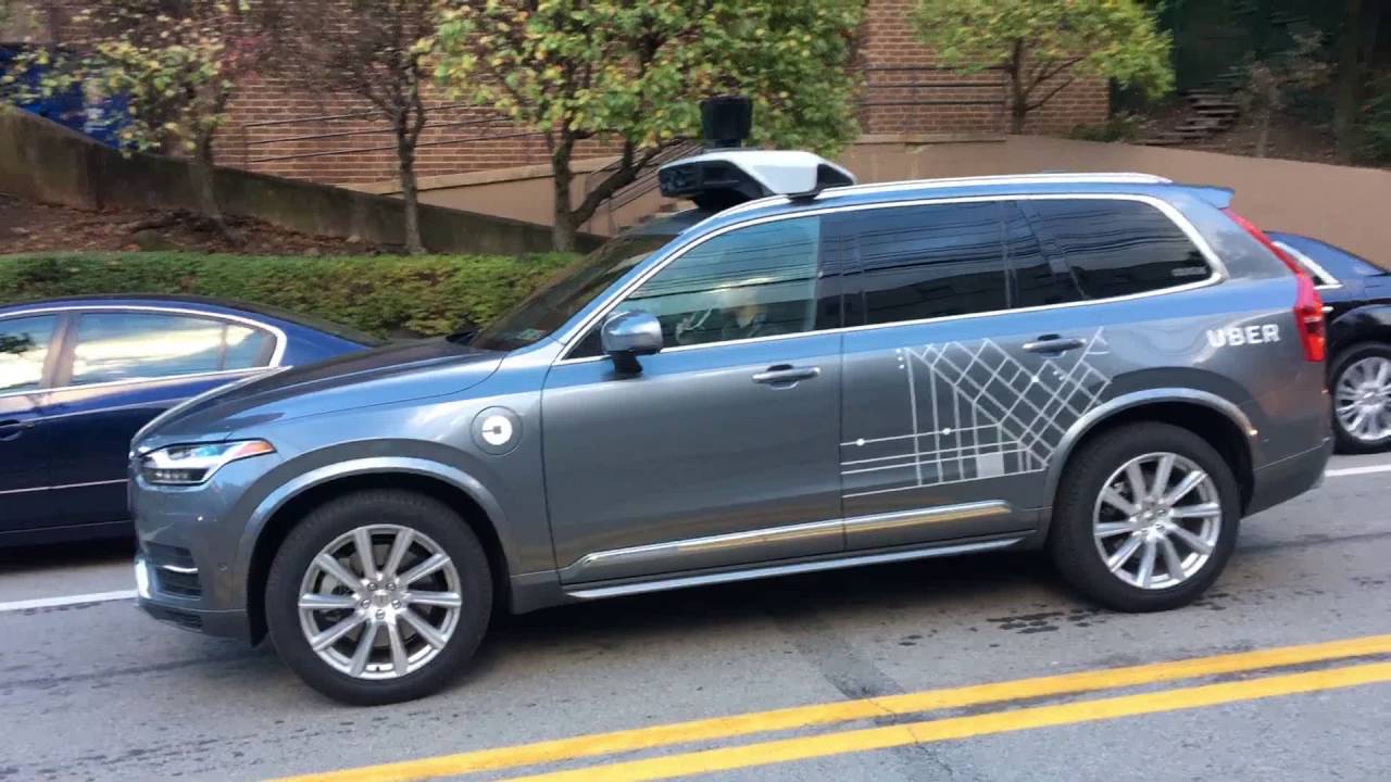 Uber, sürücüsüz araç testlerine devam etmek istiyor