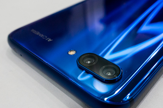 Honor 10 tanıtıldı! Honor 10 özellikleri ve fiyatı