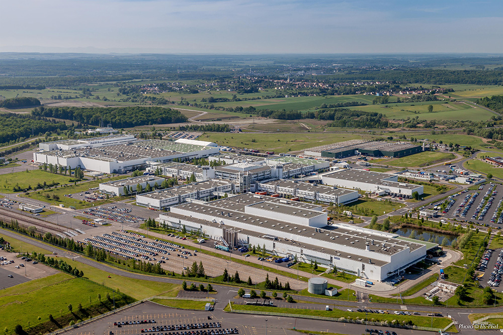 Mercedes, 500 milyon euro yatırımla Fransa'daki üretimini genişletiyor