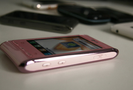 Android işletim sistemli LG GT540'ın yeni renk seçenekleri gün yüzüne çıktı